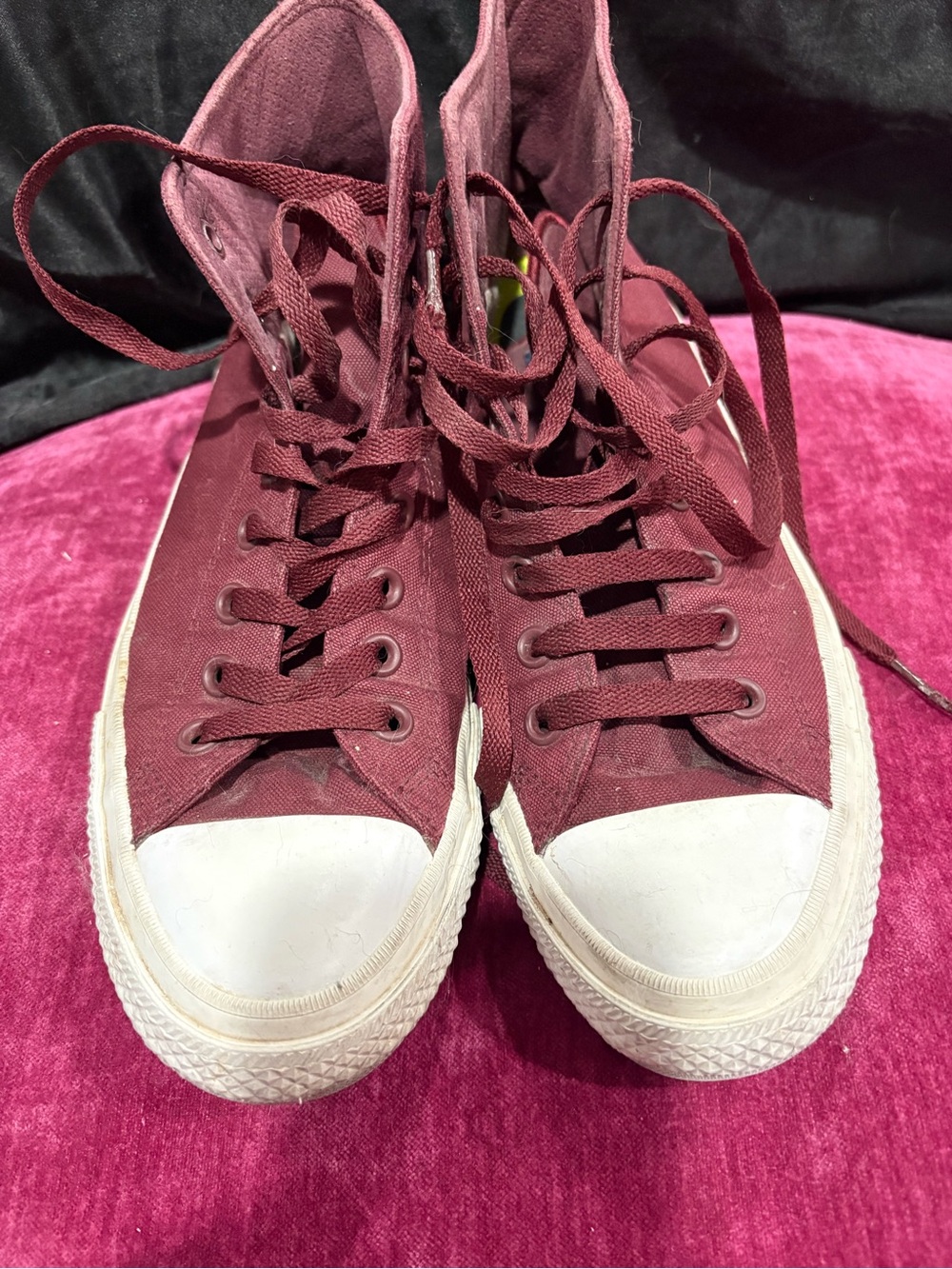 Converse High-Top Chuck Taylor II Sneakers in Burgundy with Nike lunarlon insole - Picture 2 of 5
